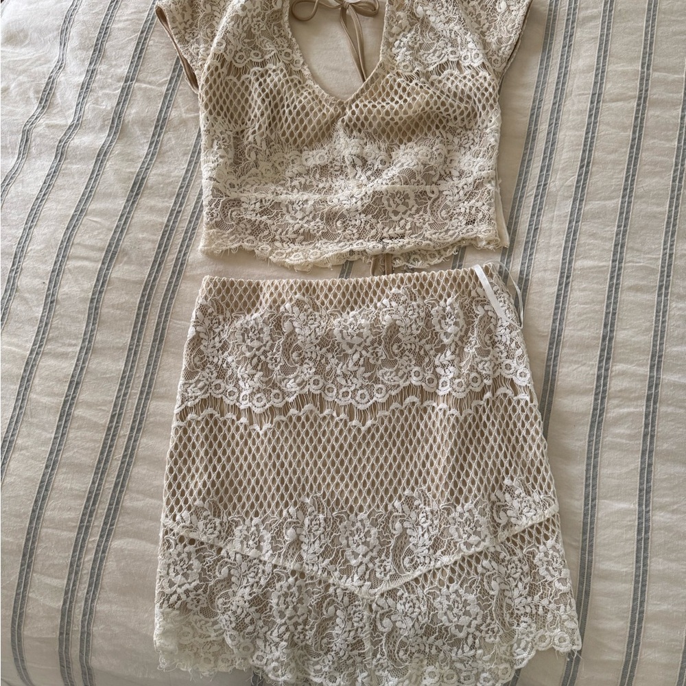Sabo Skirt White Matching Set Mini Skirt and Top